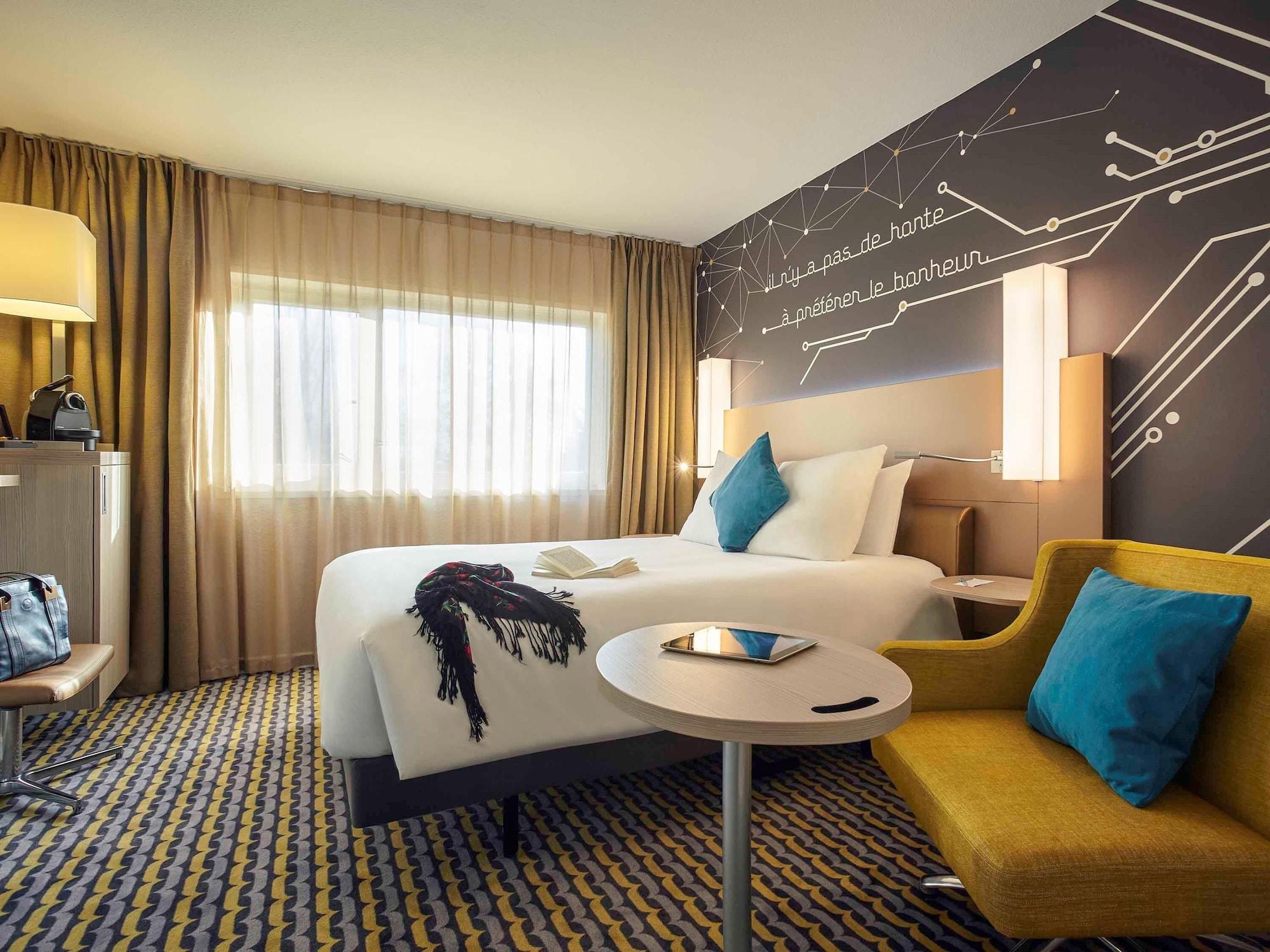 Mercure Paris Sud Les Ulis-Courtaboeuf Екстер'єр фото