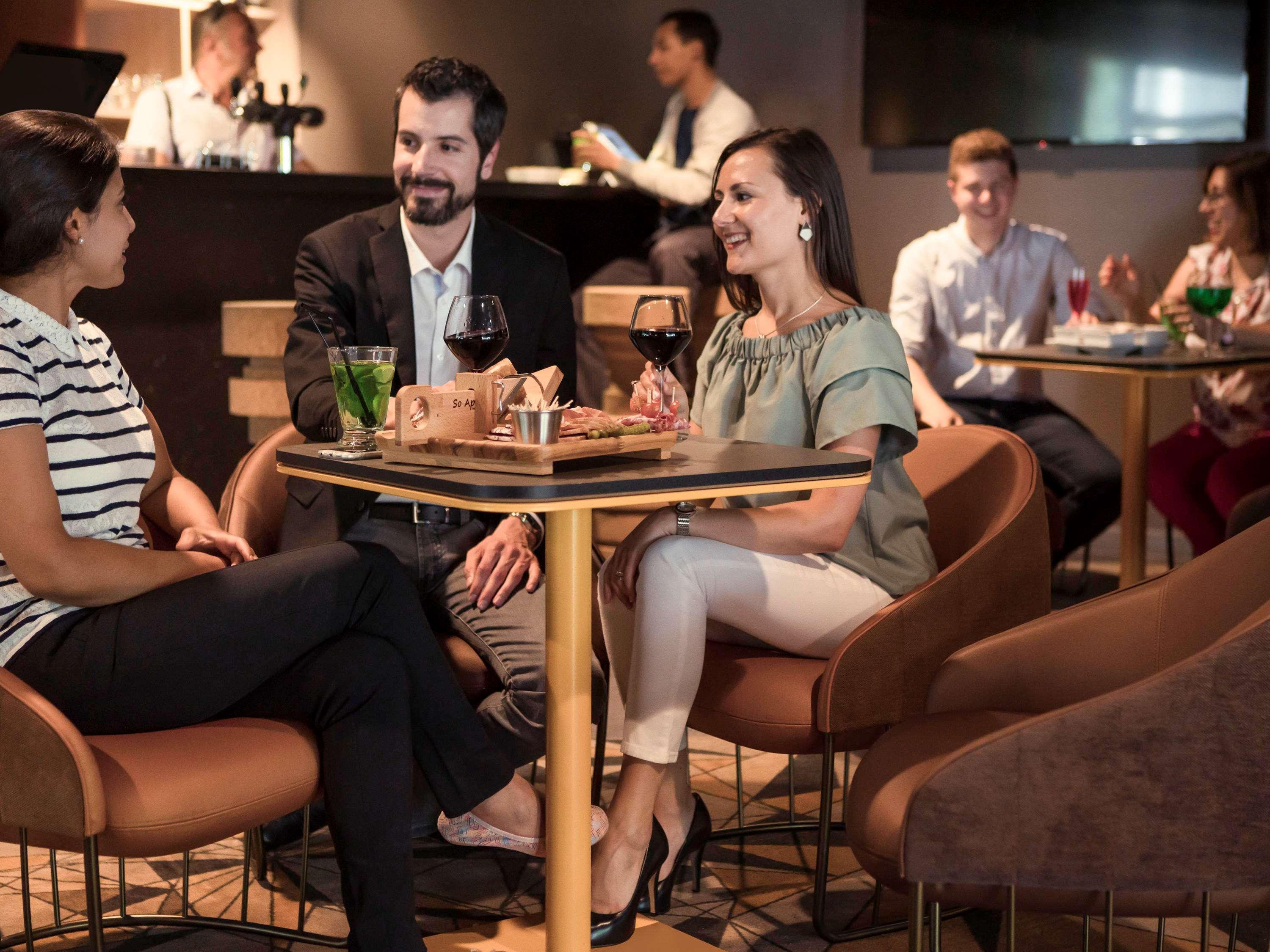 Mercure Paris Sud Les Ulis-Courtaboeuf Екстер'єр фото