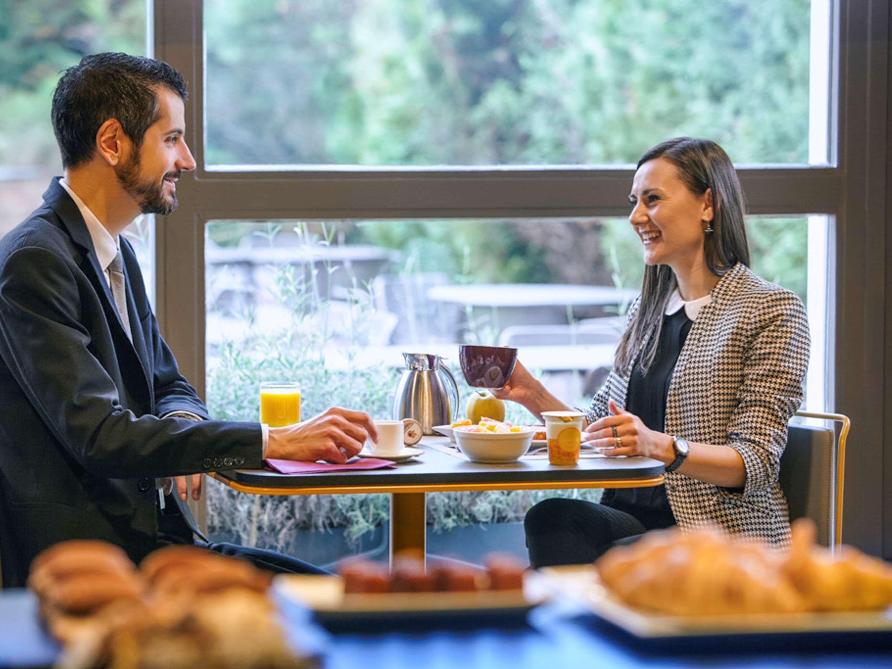 Mercure Paris Sud Les Ulis-Courtaboeuf Екстер'єр фото