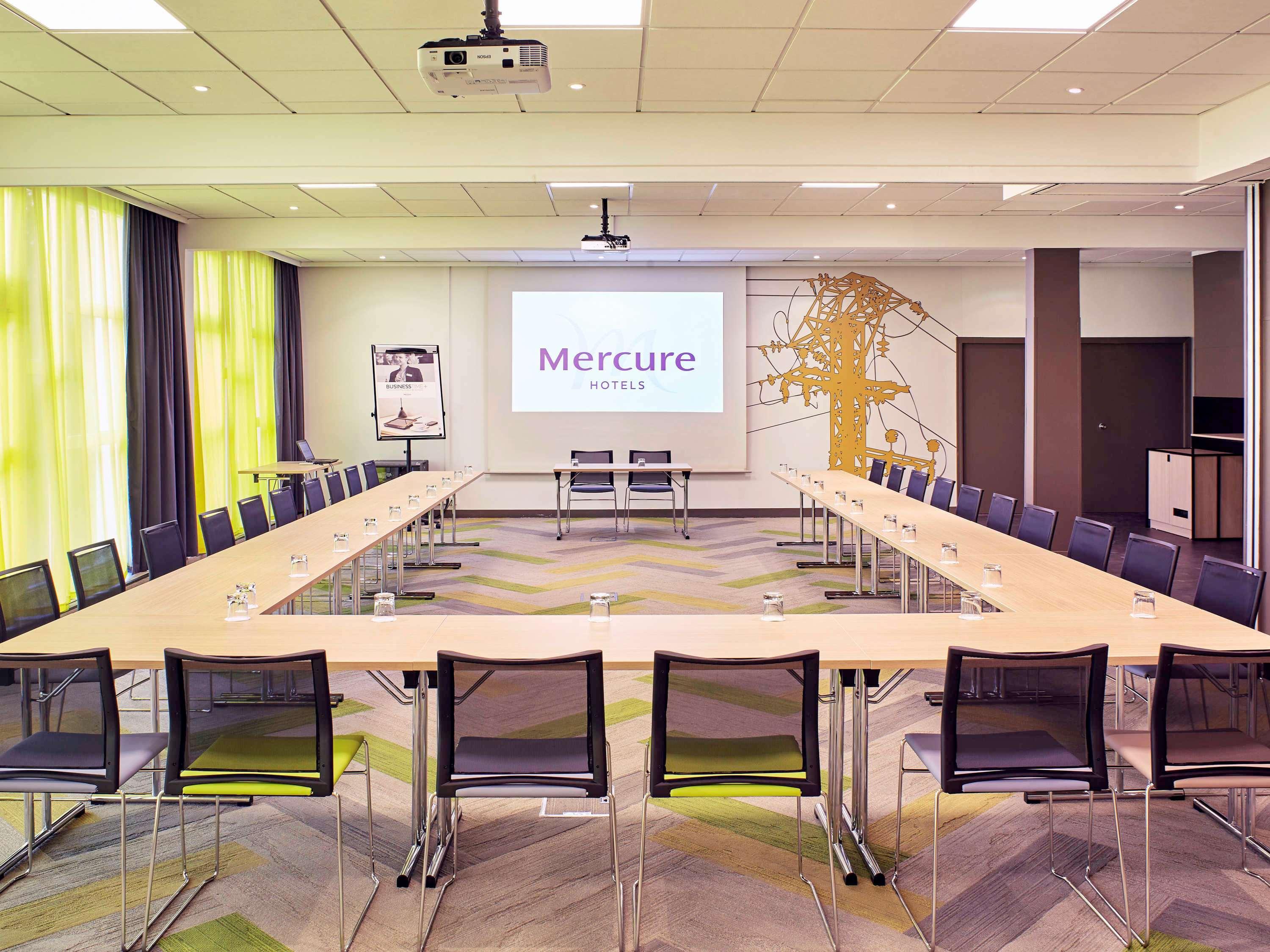 Mercure Paris Sud Les Ulis-Courtaboeuf Екстер'єр фото